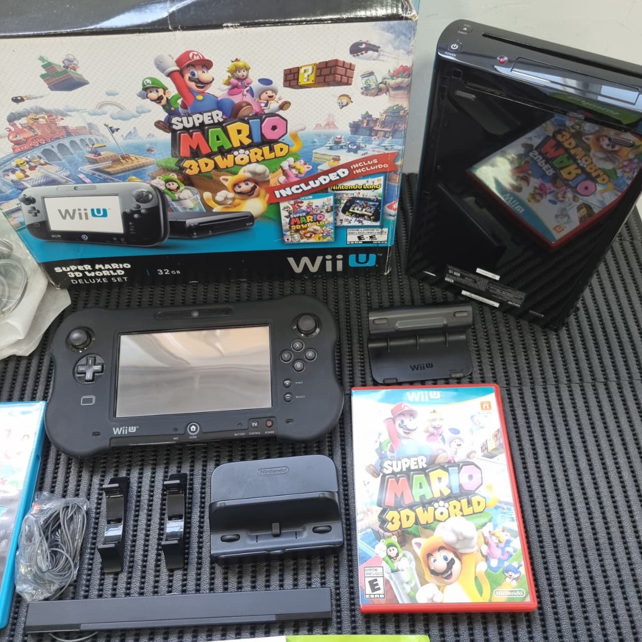 Nintendo Wii U Deluxe