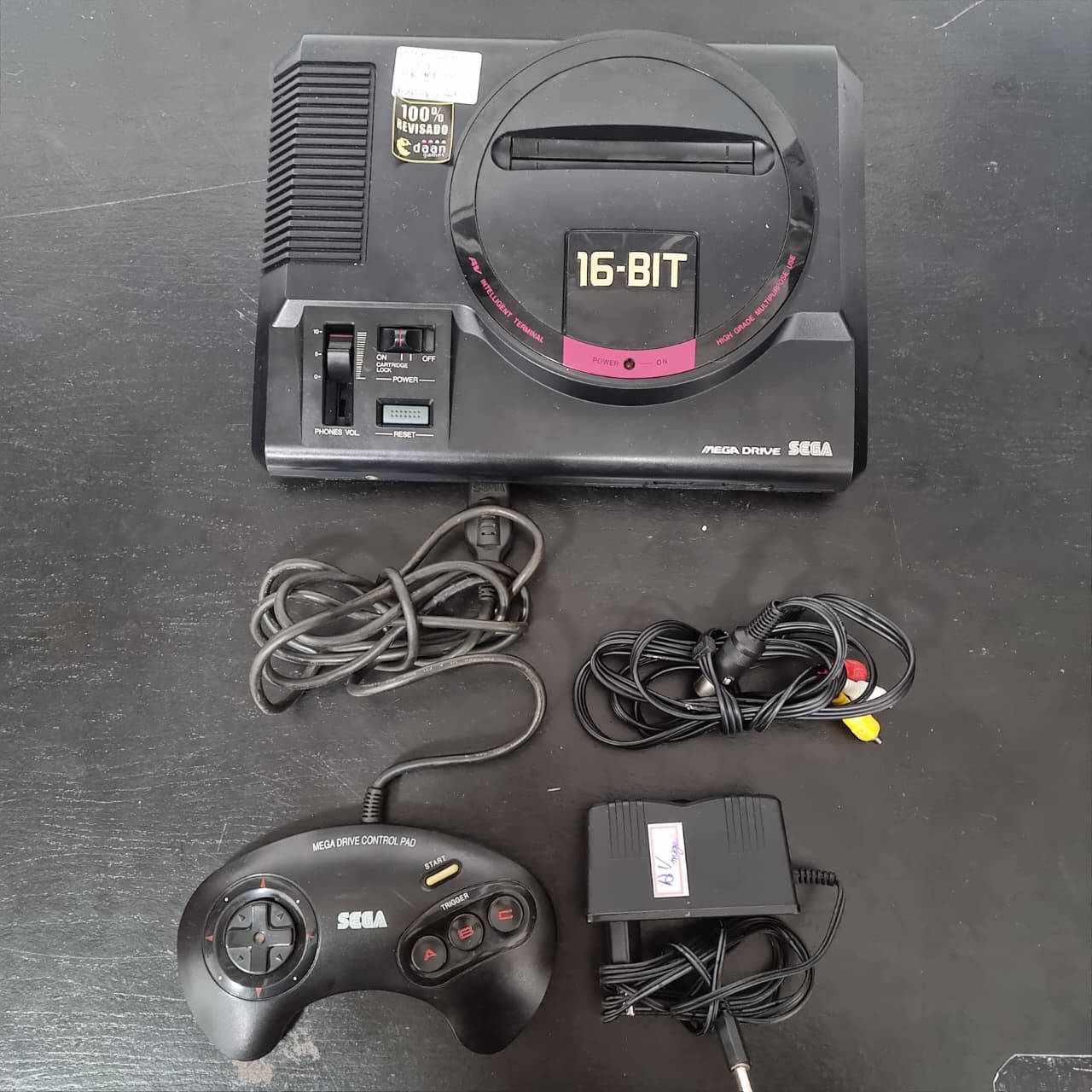 Mega Drive Japonês desbloqueado